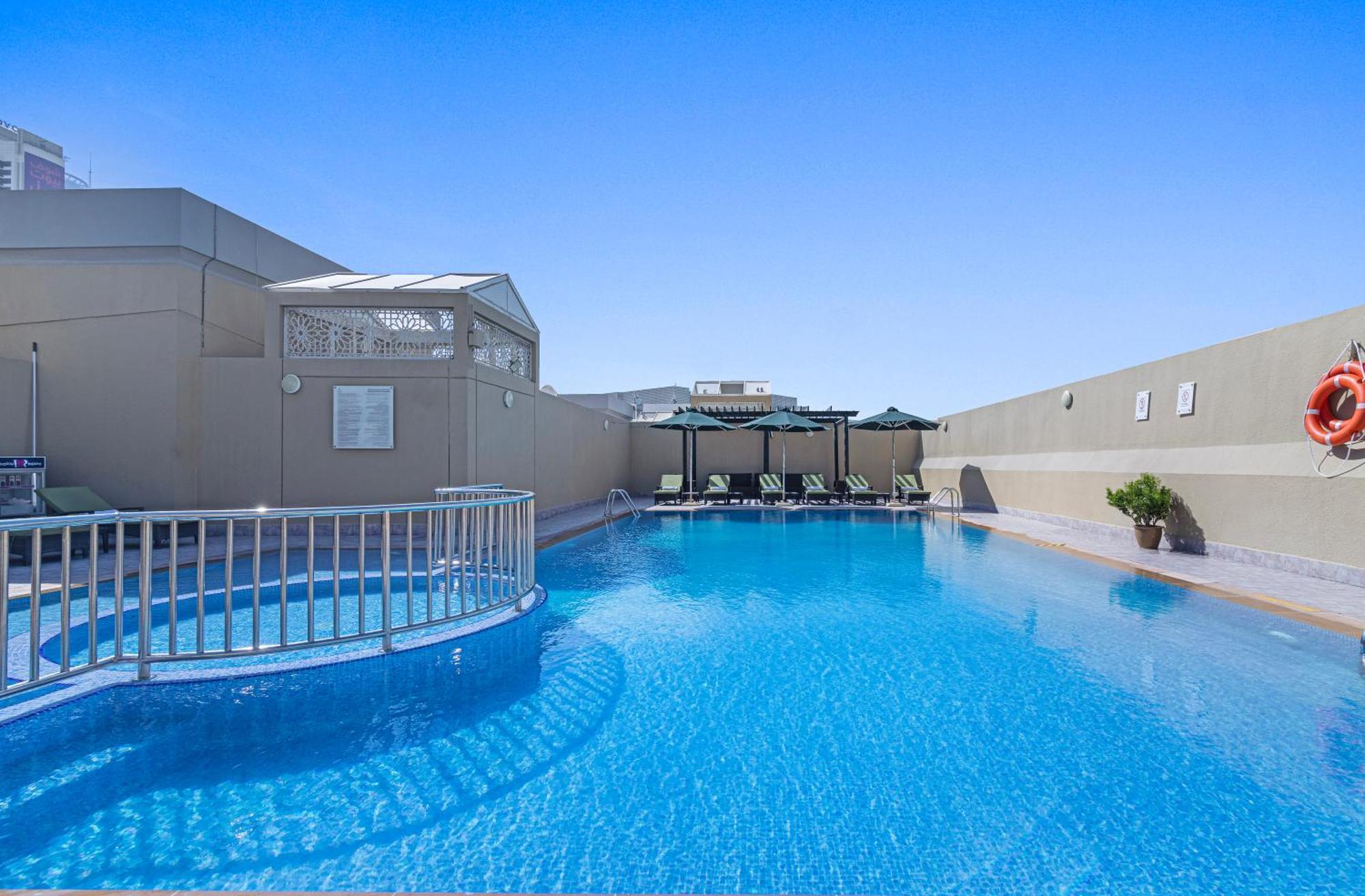 Al Khoory Hotel Apartamentos Al Barsha Dubái Exterior foto
