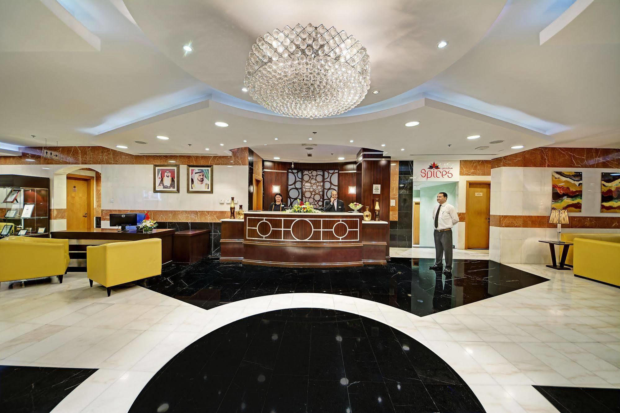 Al Khoory Hotel Apartamentos Al Barsha Dubái Exterior foto